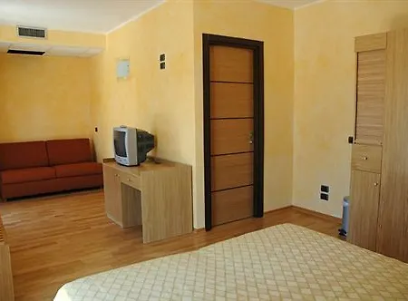 Residenza Fontanelle Отель 3*